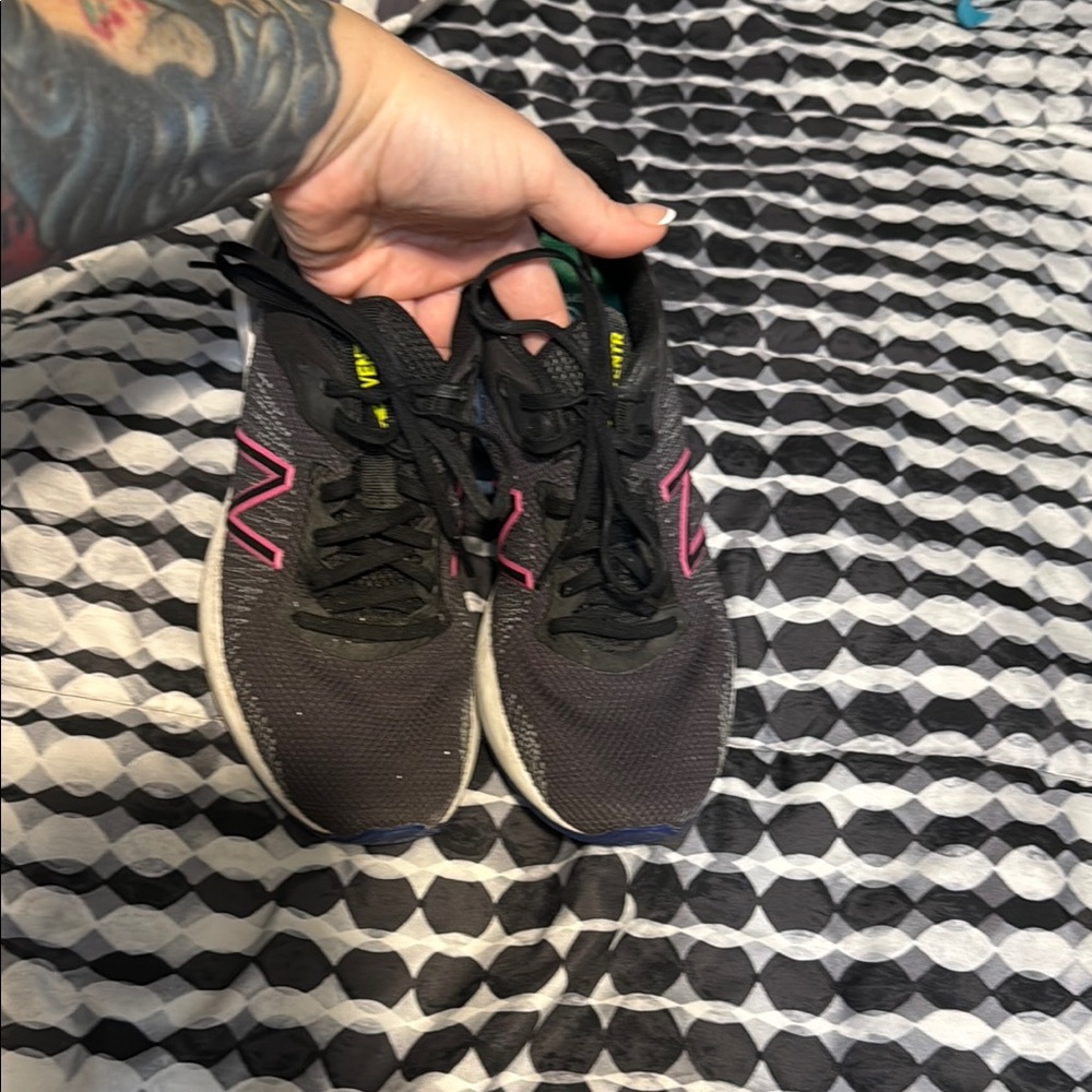 New Balance Black and Pink Women's Sneakers